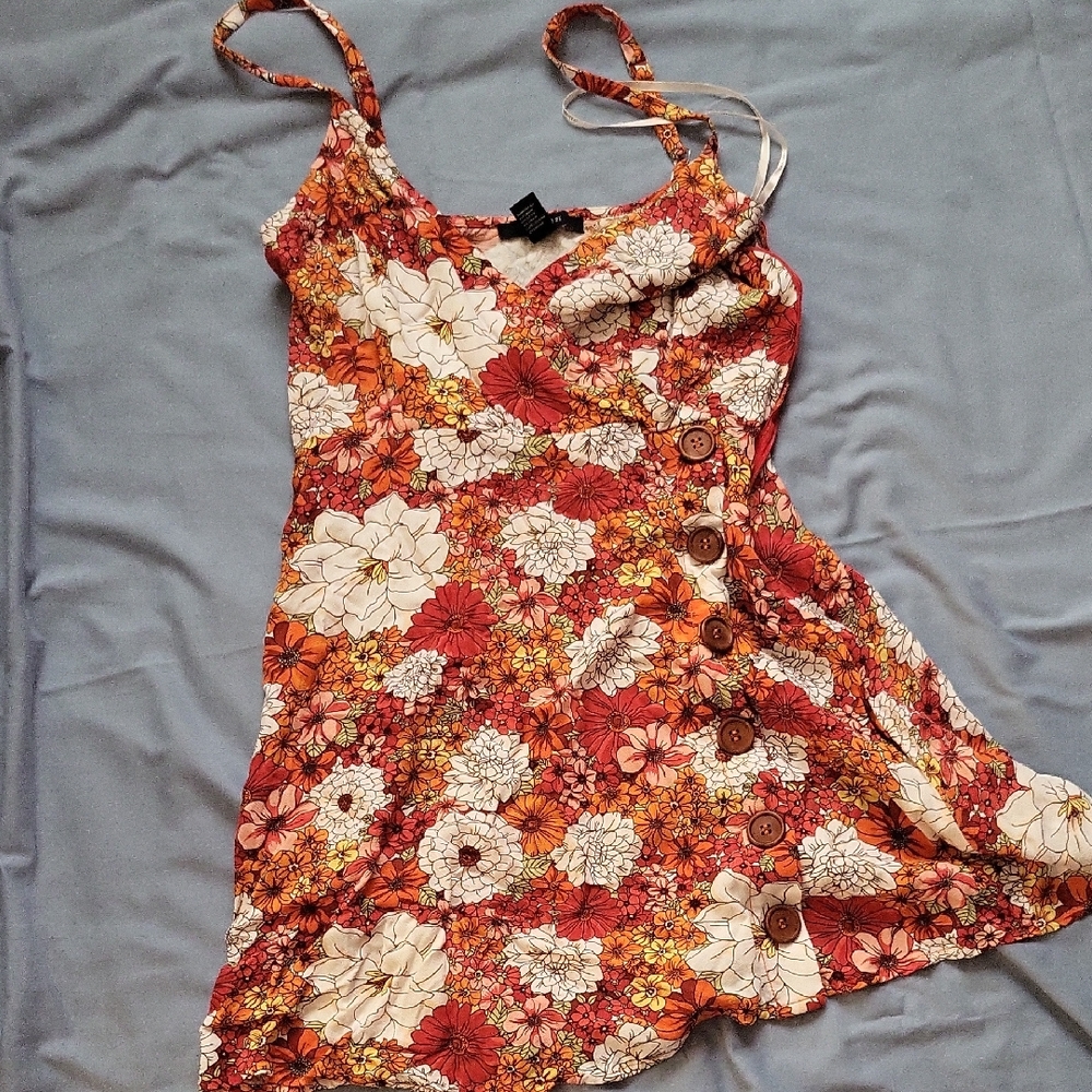 Forever 21 Red and Cream Floral Mini Dress